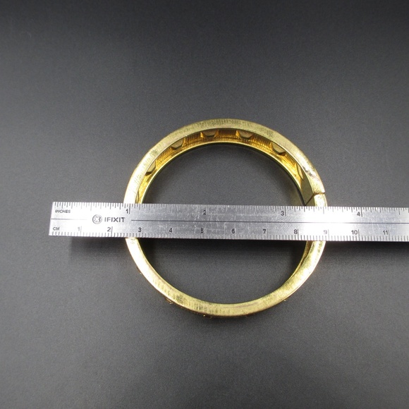 Vintage Ornate Light Brown Crystal Metal Bracelet - Picture 7 of 7